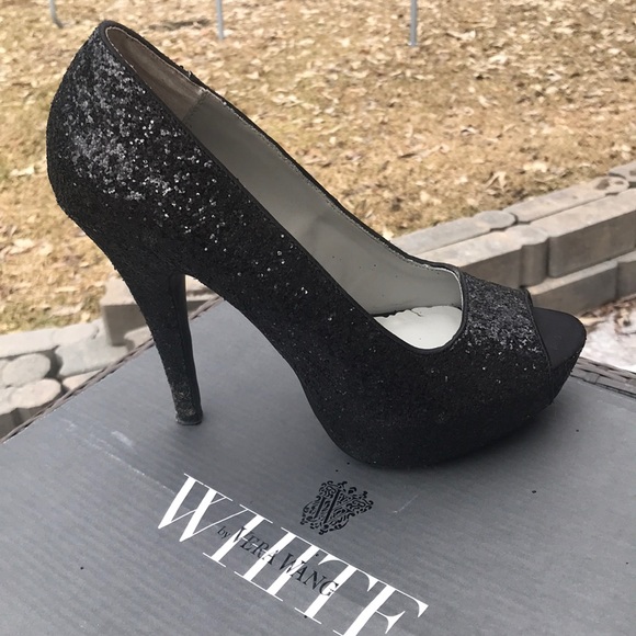 White by Vera Wang peep-toe pumps - Picture 3 of 6